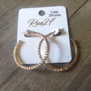 CZ Cubic zirconia hoop earrings. Gold, crystal. Inner diameter: 30mm